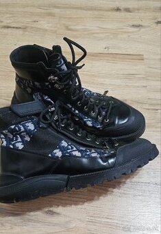 znizene - Dior Home Explorer Oblique