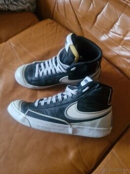 Nike v. 43