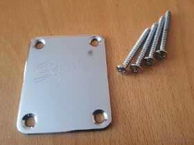 Squier stratocaster ,neck plate