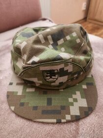 vojenska čiapka