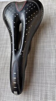 Selle Italia C2 Gel Flow Sedlo na bicykel