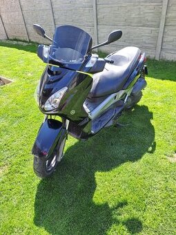 Yamaha x Max125