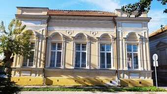 PREDAJ budova v centre mesta Rimavská Sobota