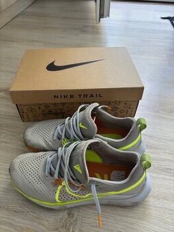 NIKE React Pegasus Trail 4