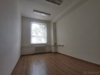 Ponúkam Vám do prenájmu kancelárske priestory v Leviciach.