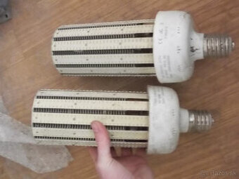 Nejake zvlastne led svetla - 1