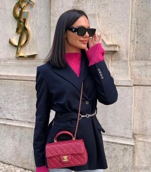 PRADA(( -slnečné okuliare))