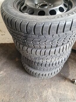 Predam sadu zimných nových gúm na diskoch.205/55r16..5x112.