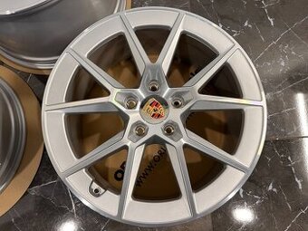 kolesa Porsche 992 II Facelift r20/21 Carrera S