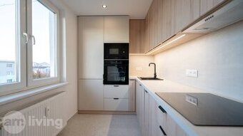 Znova dostupné - Čerstvá rekonštrukcia - 3i byt 65 m2 - Nová