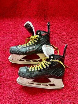 Hokejové korčule Bauer