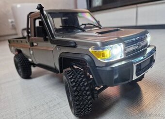 RC auto Toyota Land Cruiser 1:12