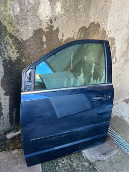 Chrysler Grand Voyager 08-20 Ľavé predné dvere
