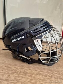 Hokejová prilba Bauer 2100S