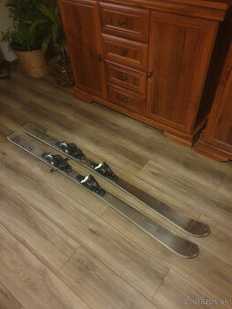 Predam lyze VOLANT SILVER,dlzka 160 cm