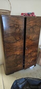 Starozitne skrine na predaj