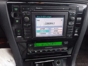 Autorádio originál škoda Volkswagen + kód
