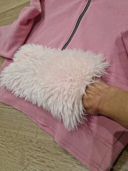 MIKINA  S KOŽUŠINOU  - M-                2+1zadarmo