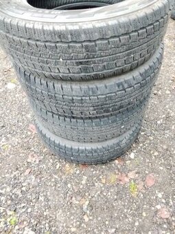 Zimne dodavkové zatazove Hankook 215/70/R16C, 4 ks