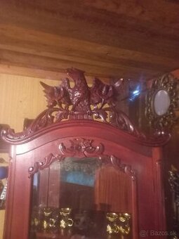 Stylova barova skrinka