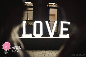 Prenájom svetelného nápisu LOVE