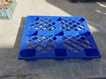 Plastové palety