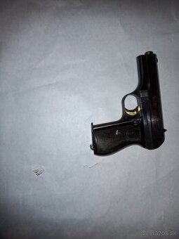 Pištoľ ČZ 27