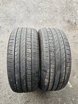 225/45 R18