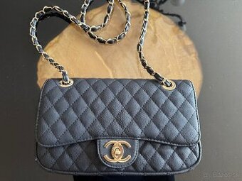 Chanel kabelka