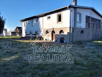 Rezervované - Rodinný dom s potenciálom rodinného sídla