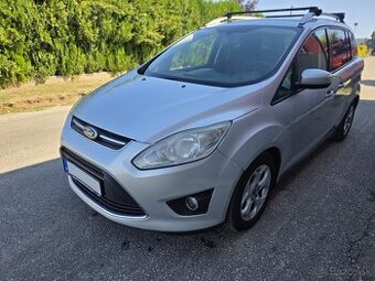 NEPOJAZDNÝ Ford C-Max Grand 1.0 EcoBoost 92 kw - 123 HP