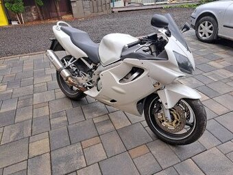 Honda cbr600f