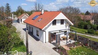 PREDAJ - RODINNÝ DOM - MALÁ MAČA - CELKOVÁ ROZLOHA 2 719 M² - 1