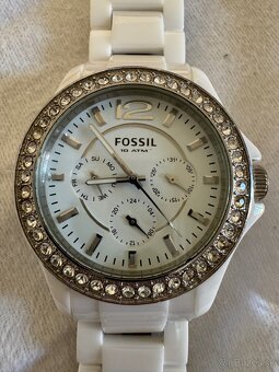 Fossil hodinky