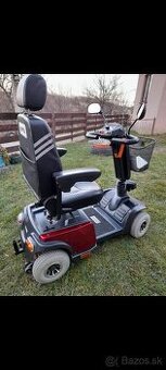 Elektrický vozík pre seniorov
