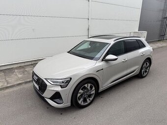 Audi e-TRON 50 Quattro SUV