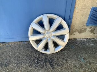 R16 Puklice Suzuki