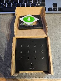 Predám Loxone NFC Code Touch Air