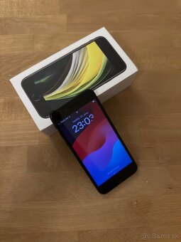 iPhone SE 2020 64GB