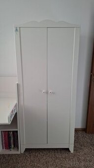 Detská skriňa + písací stolík