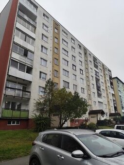 2,5 IZBOVÝ BYT NA PREDAJ V PÔVODNOM STAVE