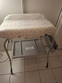 Prebalovaci pult chicco plus oblecenie