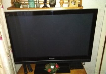 Televízor Panasonic Viera TH-42PX80E