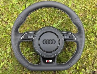 VYHRIEVANY AUDI VOLANT - ZREZANY - PERFOROVANA KOZA TOP