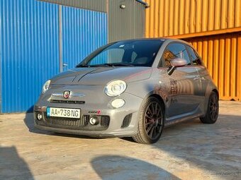 Fiat 500 Abarth - unikátny polep