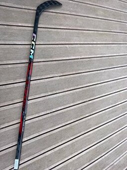 Detská ľavá hokejka CCM jetspeed ft7 pro