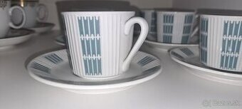 Supravy z porcelanu na kavu