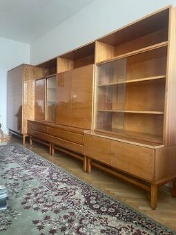 Retro obývacia stena