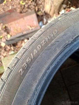Predám 2ks letné pneu 235/40 R18 letné
