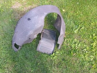 Predam Pp podblatnik Bmw E65